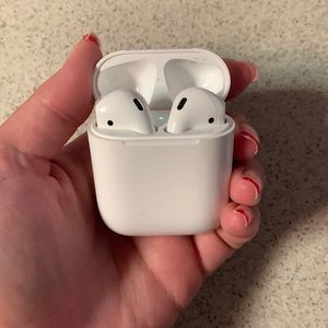 Apple AirPods 2nd generation